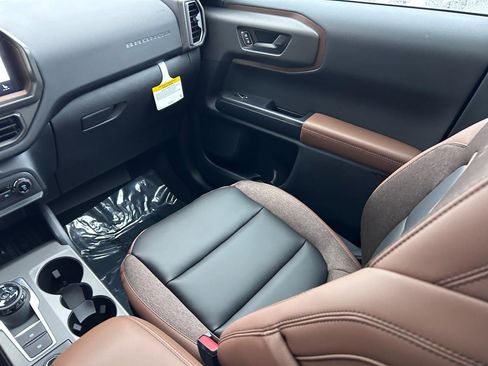 New 2025 Ford Bronco Sport Outer Banks w/ Outer Banks Tech Package+ image 18