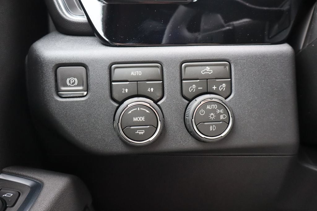 New 2026 Chevrolet Silverado 1500 RST w/ Convenience Package II AWD/4WD image 13
