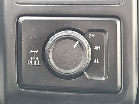 Used 2019 Ford F150 XL image 18