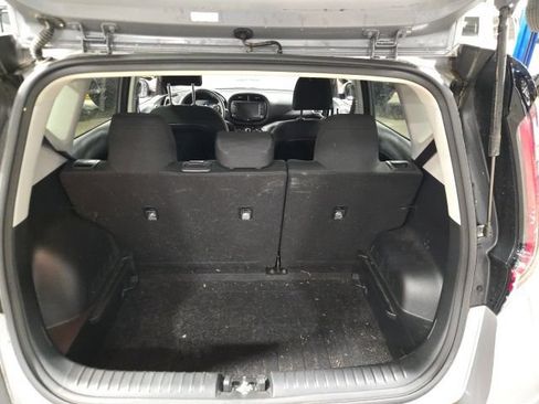 Used 2024 Kia Soul LX w/ Option Group 015 FWD image 12