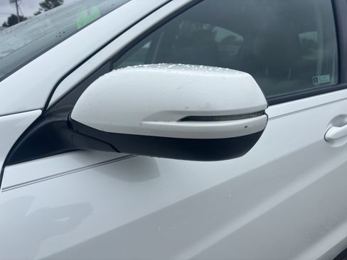 Used 2018 Honda HR-V EX-L image 6