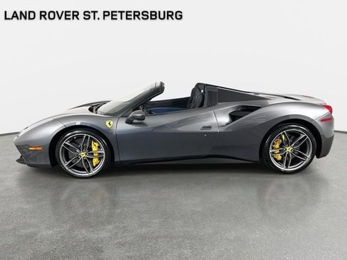 Used 2019 Ferrari 488 Spider image 8