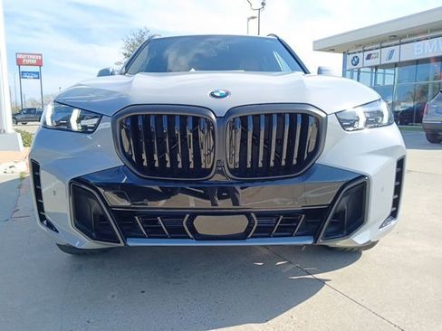New 2026 BMW X5 xDrive40i image 2