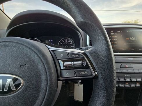 Used 2021 Kia Sportage LX w/ LX Fwd Popular Package image 12