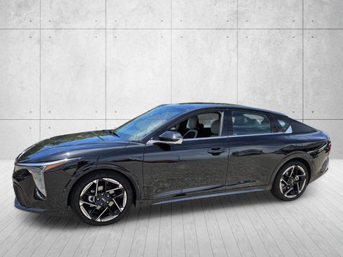 Used 2025 Kia K4 GT-Line w/ GT-Line Premium Package FWD image 3
