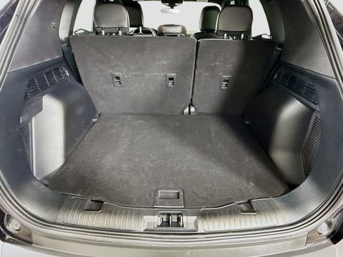 Used 2025 Ford Escape ST-Line image 24