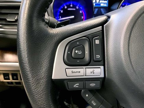 Used 2017 Subaru Outback 2.5i Limited image 23