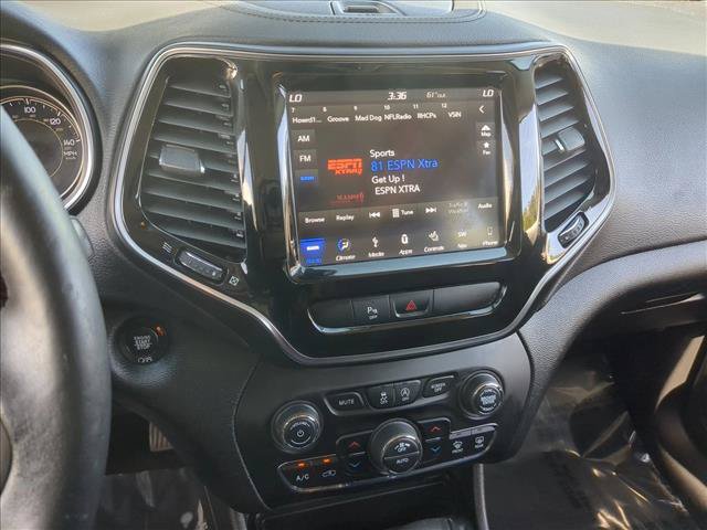 Used 2019 Jeep Cherokee Limited AWD/4WD image 14