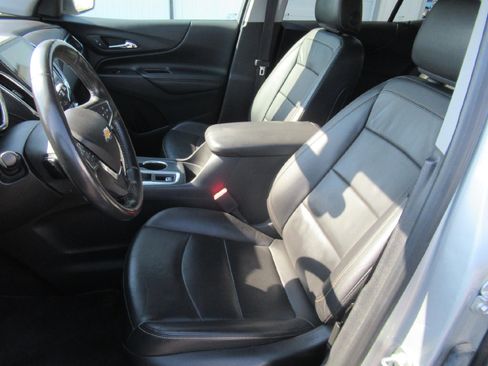 Used 2019 Chevrolet Equinox Premier image 9