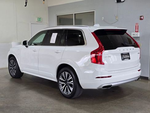 Used 2020 Volvo XC90 T8 Momentum AWD/4WD image 6