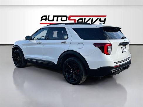 Used 2023 Ford Explorer ST w/ Equipment Group 401A image 5