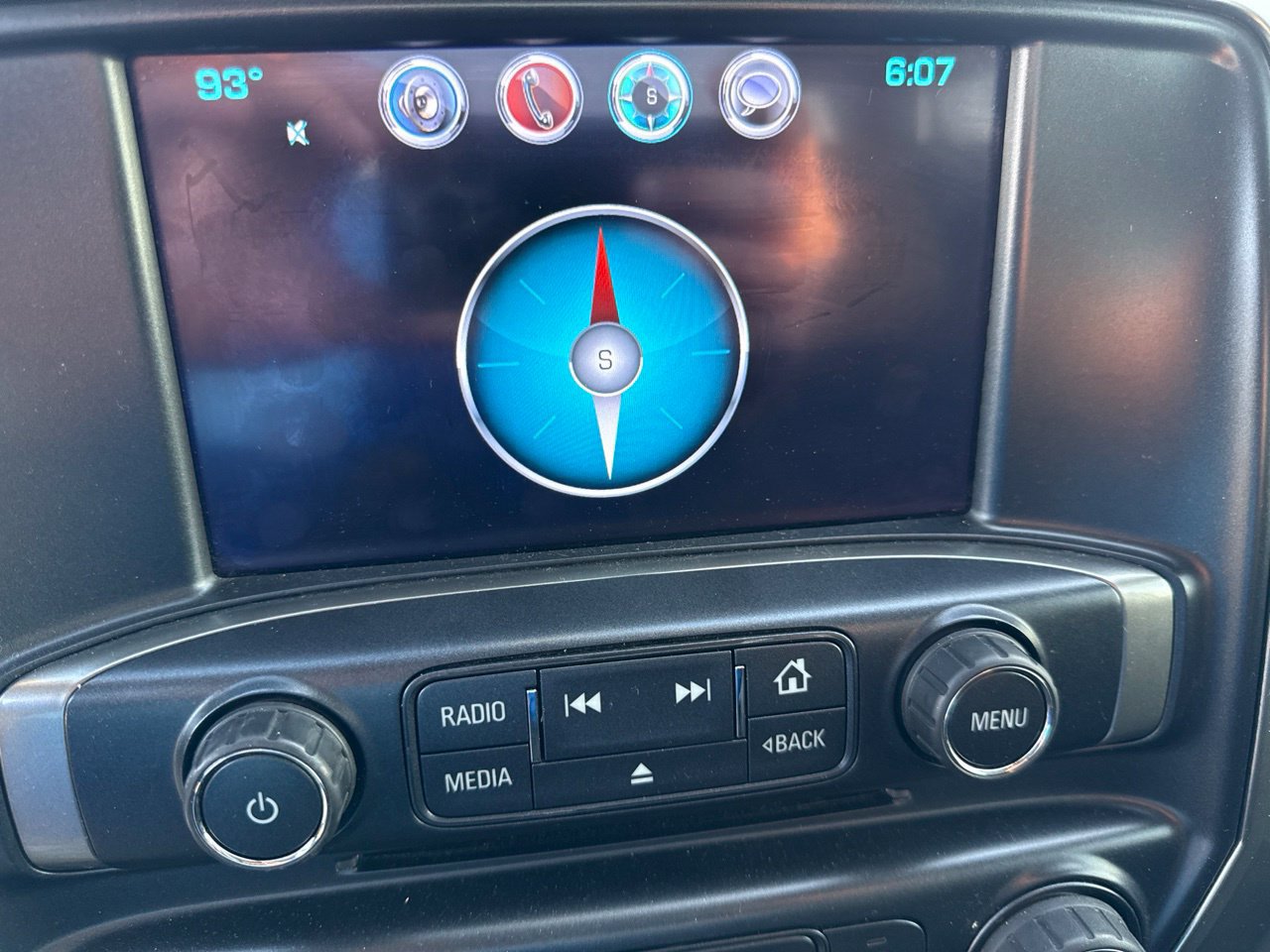 Used 2018 Chevrolet Silverado 1500 LT AWD/4WD image 24