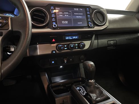 Used 2021 Toyota Tacoma SR5 image 13