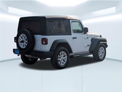 Used 2023 Jeep Wrangler Sport S image 6
