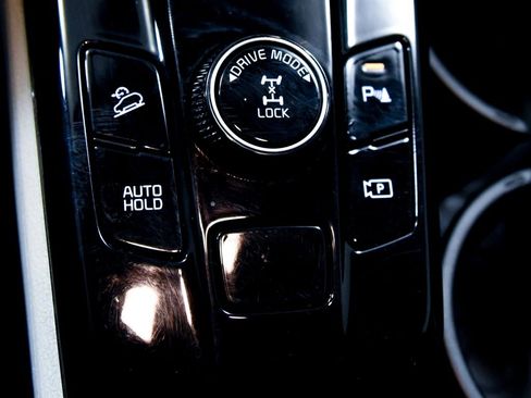 Used 2023 Kia Sportage EX image 27