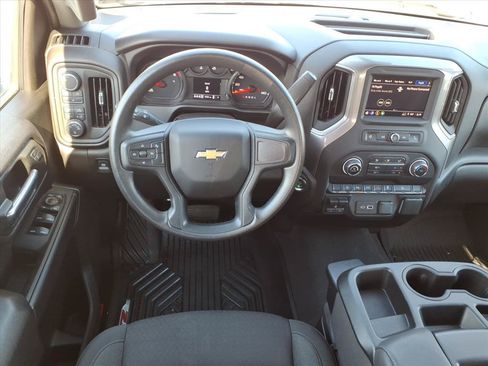 Used 2025 Chevrolet Silverado 2500 Custom w/ Custom Value Package AWD/4WD image 6