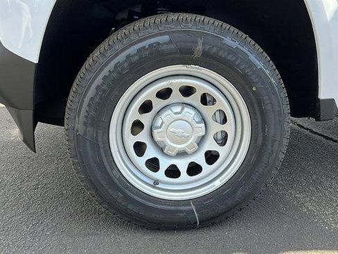 New 2026 Chevrolet Colorado W/T w/ WT Convenience Package II image 11