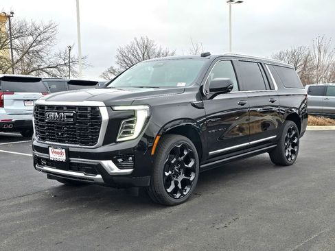 New 2026 GMC Yukon XL Denali w/ Denali Reserve Package AWD/4WD image 6