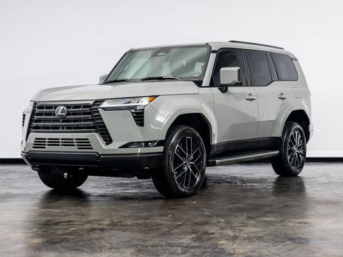 Used 2025 Lexus GX 550 image 7