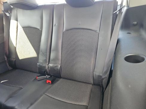 Used 2015 Dodge Journey Crossroad w/ Flexible Seating Group image 13