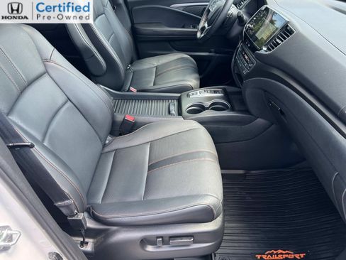 Used 2023 Honda Passport TrailSport image 13