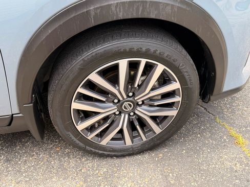 Used 2021 Nissan Kicks SV FWD image 16