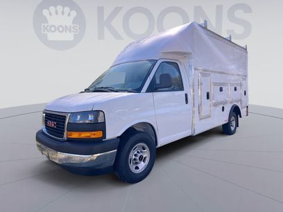 New 2025 GMC Savana 3500 w/ Power Convenience Package