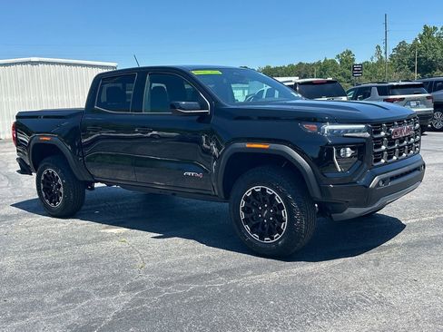 New 2026 GMC Canyon AT4 AWD/4WD image 4