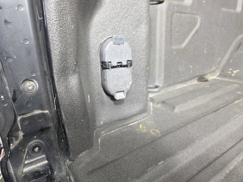 Used 2021 Chevrolet Silverado 3500 High Country AWD/4WD image 35