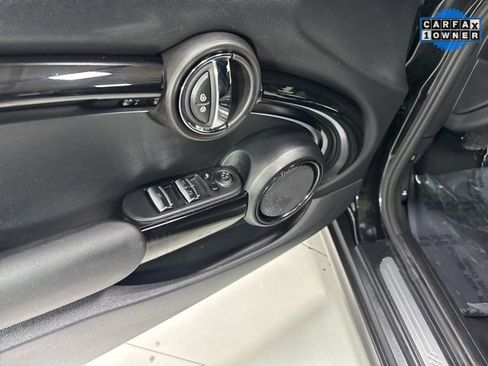 Used 2024 MINI Cooper S image 9