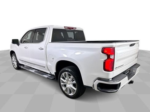 Used 2025 Chevrolet Silverado 1500 High Country w/ High Country Premium Package RWD image 6