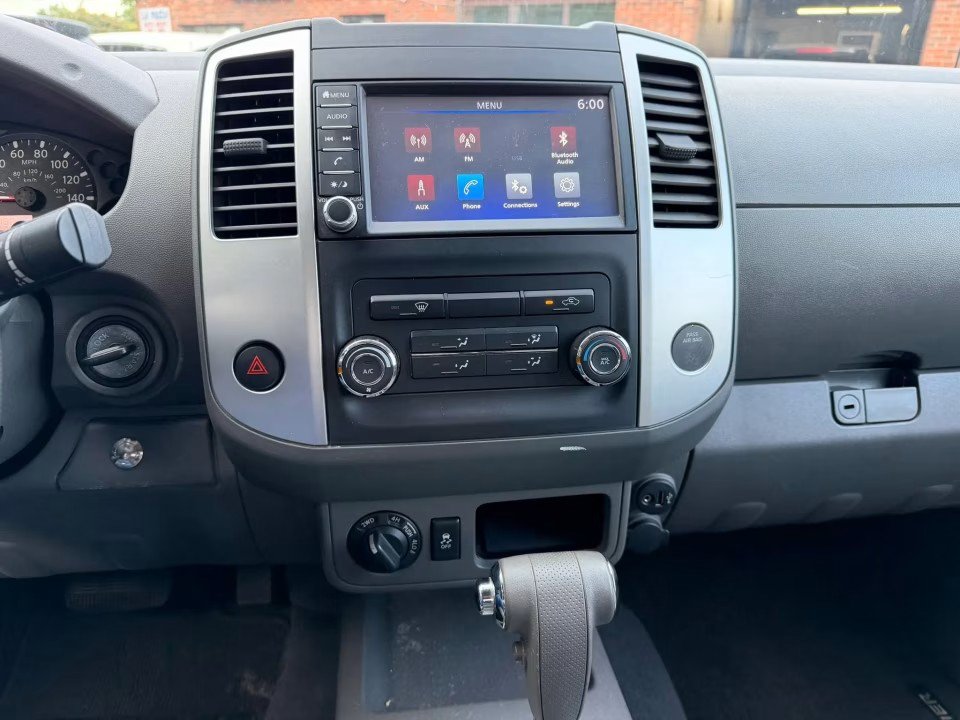 Used 2019 Nissan Frontier SV AWD/4WD image 21