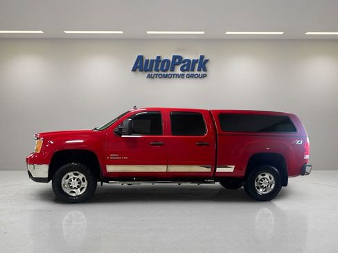 Used 2009 GMC Sierra 2500 SLE w/ Convenience Package image 4
