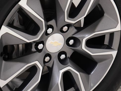 Used 2020 Chevrolet Silverado 1500 LT image 86