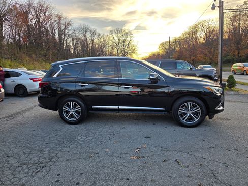 Used 2020 INFINITI QX60 Luxe w/ Essential Package image 4