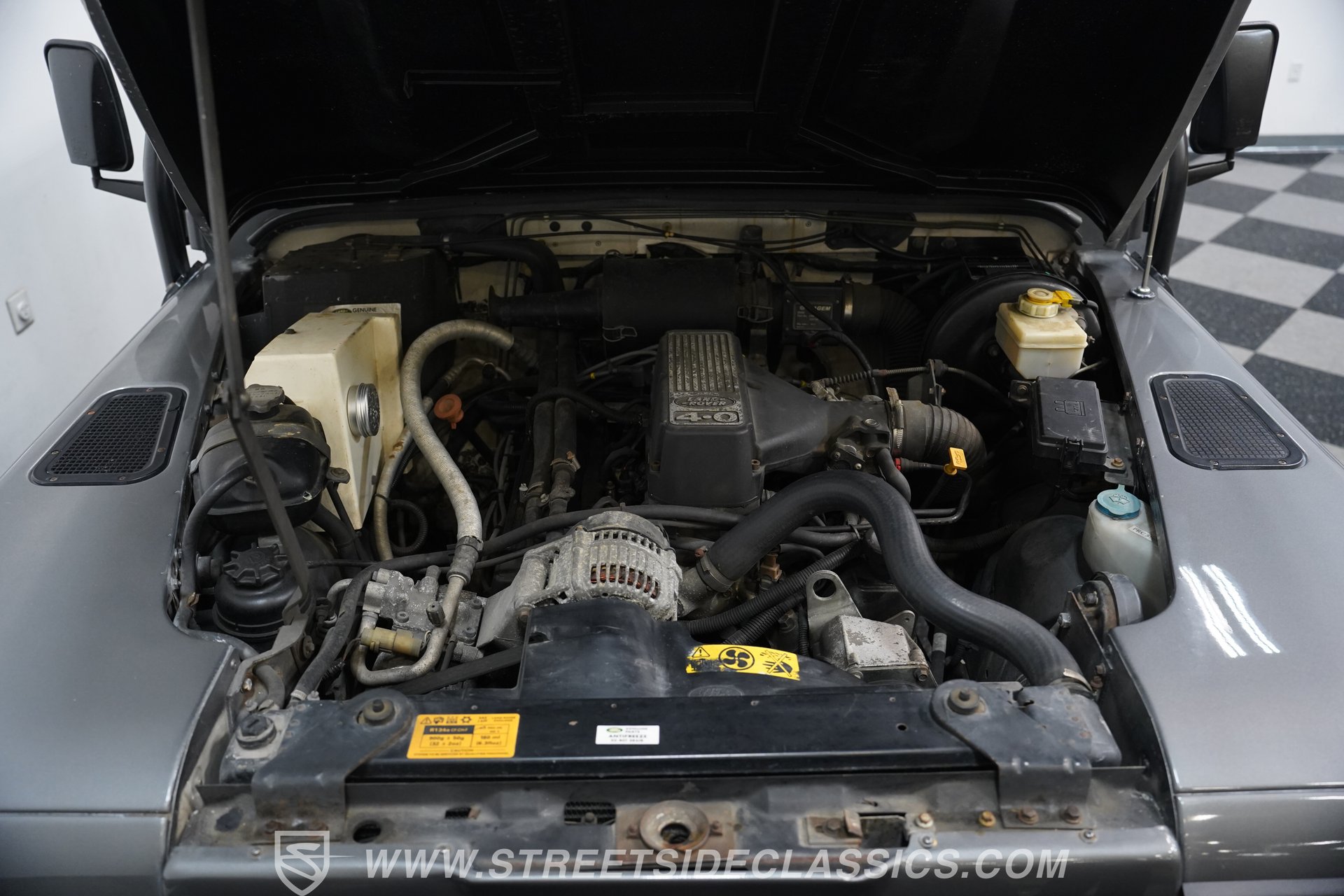 Used 1997 Land Rover Defender 90 AWD/4WD image 32
