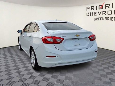 Certified 2017 Chevrolet Cruze LT image 7