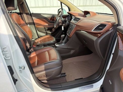 Used 2015 Buick Encore Premium image 33