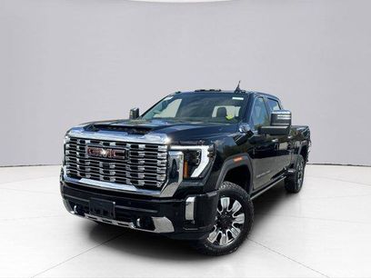 New 2025 GMC Sierra 2500 Denali w/ Snow Plow Prep/Camper Package