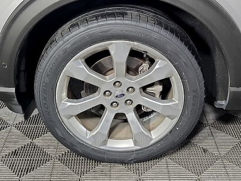 Used 2020 Ford Explorer Platinum w/ Premium Technology Package image 8