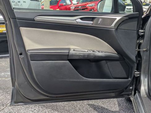 Used 2020 Ford Fusion S FWD image 9