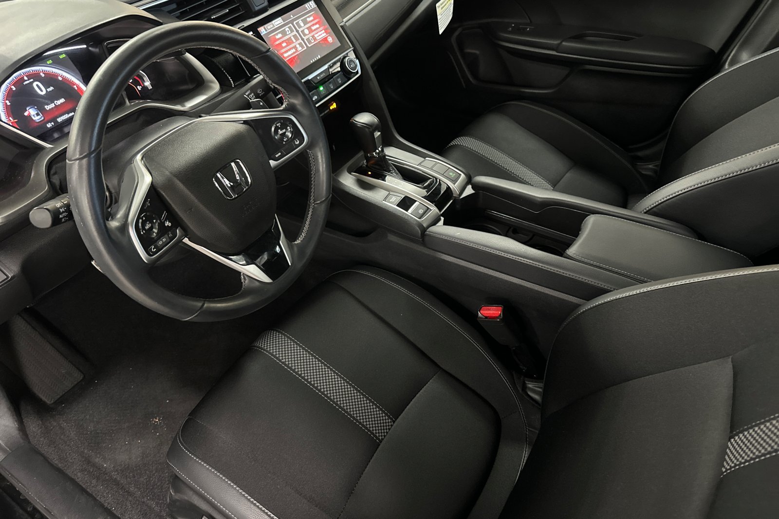 Used 2020 Honda Civic Sport image 10