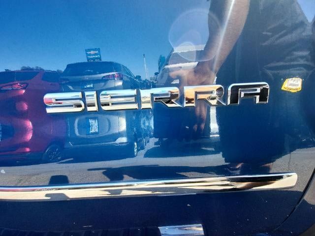 Used 2018 GMC Sierra 1500 SLT AWD/4WD image 29