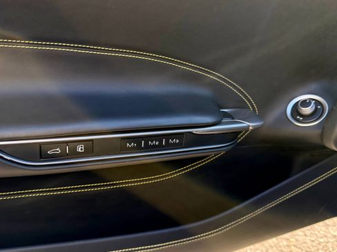 Used 2018 Ferrari GTC4Lusso T image 14