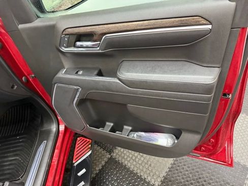 Used 2023 GMC Sierra 1500 Elevation image 30