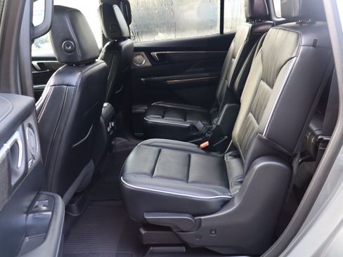 Used 2026 Buick Enclave Avenir w/ Super Cruise Package FWD image 49