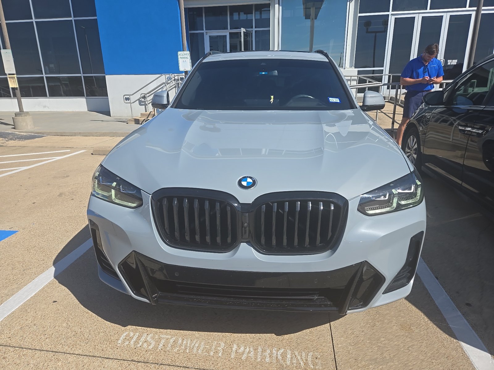 Used 2024 BMW X3 xDrive30i w/ Premium Package AWD/4WD image 2