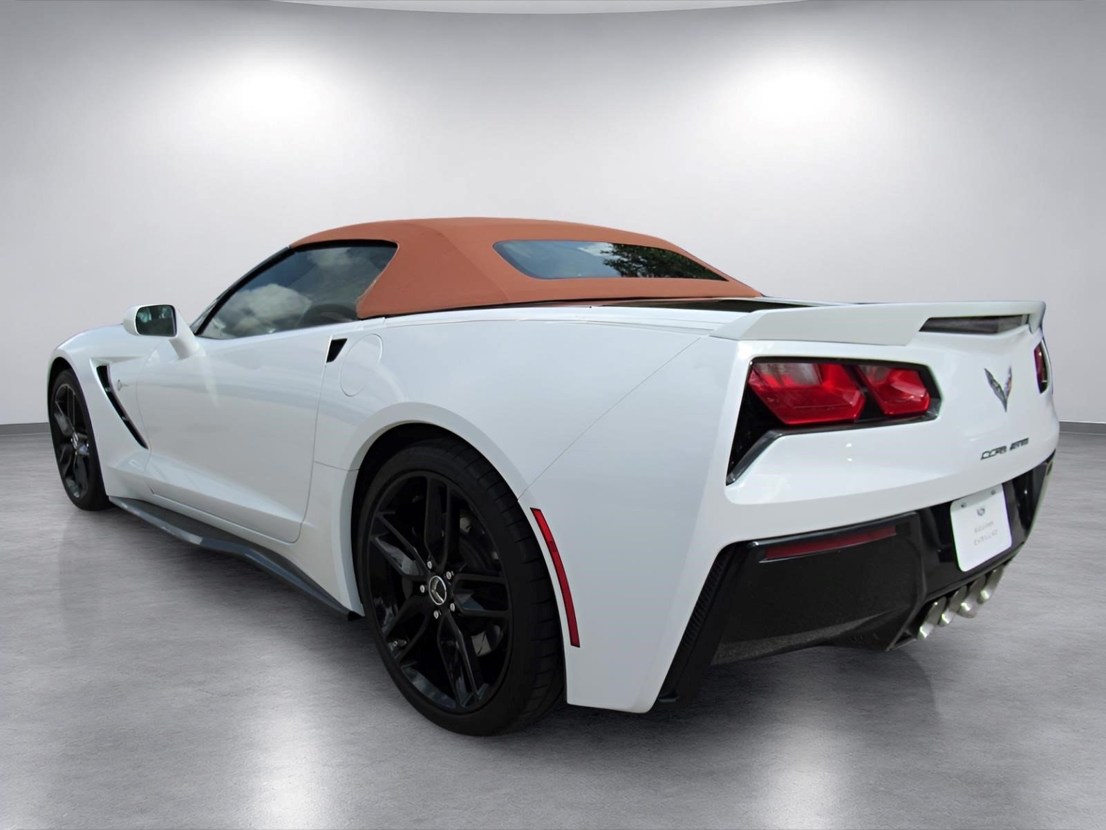 Used 2014 Chevrolet Corvette Stingray Convertible w/ 3LT Preferred Equipment Group RWD image 5