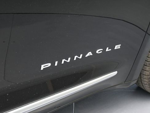 New 2026 Chrysler Pacifica Pinnacle image 52