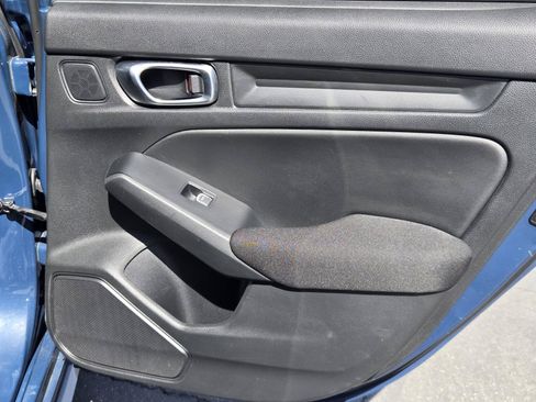Used 2025 Honda Civic Sport image 27